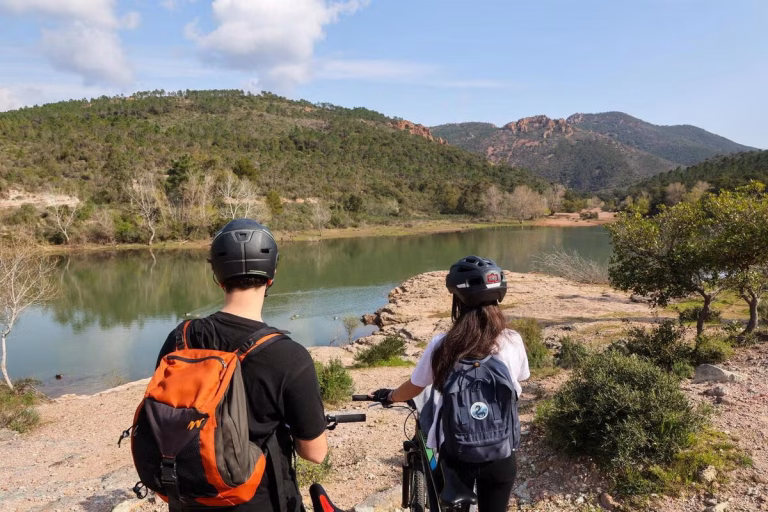 « Un hiver pluvieux favorise la flore et la faune du massif de l'Estérel »