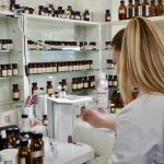 Un million d’euros pour réduire l’empreinte en eau de la filière cosmétique en Aura, Occitanie et Paca