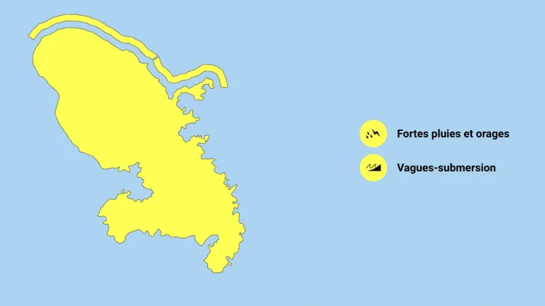 Vigilance jaune en Martinique pour fortes pluies, orages et vagues de submersion