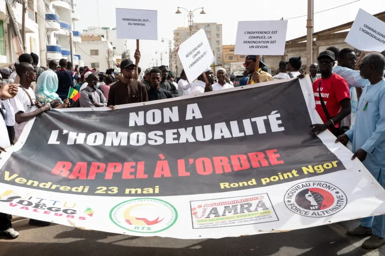 Sénégal : le Premier ministre propose une loi pour alourdir les peines des homosexuels jugés