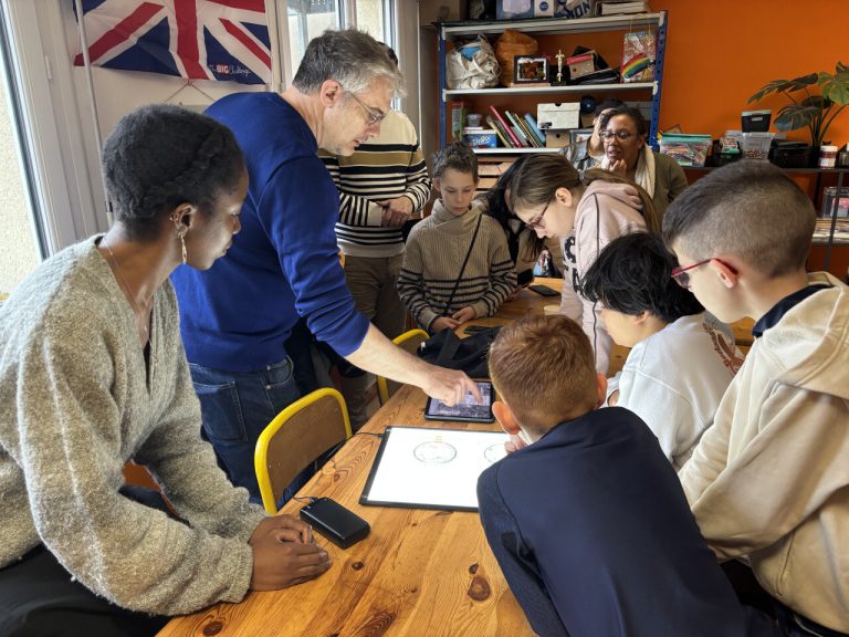 Val-d'Oise : des collégiens d'Herblay s'engagent dans un projet de capsule temporelle vers la Lune en 2030