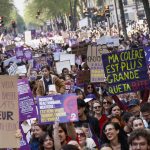 8 mars : les féministes ont donné de la voix à Paris, avec Gisèle Pélicot | Citoyens.com