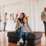 Visiter un musée avec des enfants : astuces pour éveiller leur intérêt pour l'art