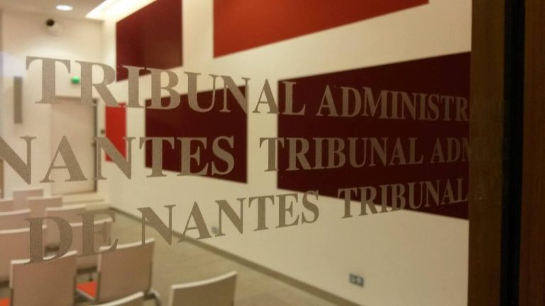 Un père et sa fille empêchés de construire une maison sur leur parcelle à 400 mètres de la plage en Vendée