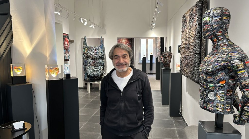 Alfredo Longo, artiste montois, célèbre 20 ans de carrière avec une exposition