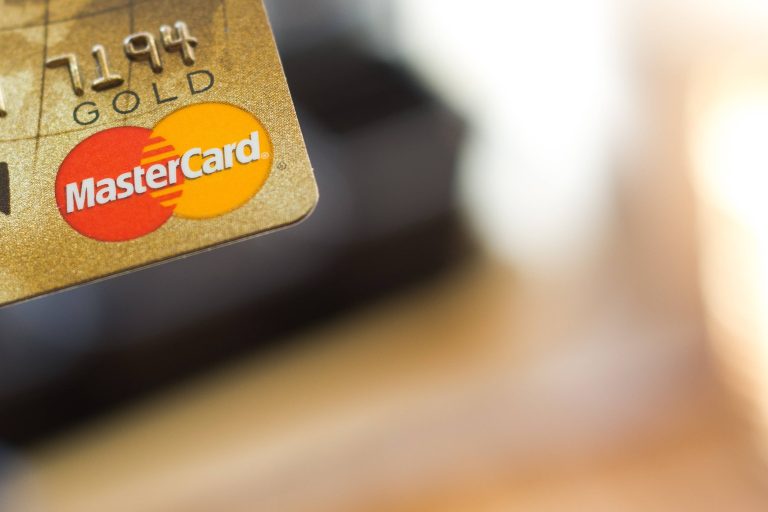 Carte Gold Mastercard : conseils pratiques pour optimiser son utilisation | Pratique.fr