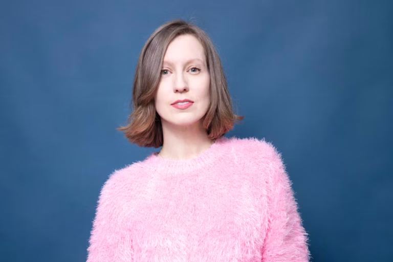 Sacrifice maternel : l'étonnante transformation des femmes enceintes en flamants roses