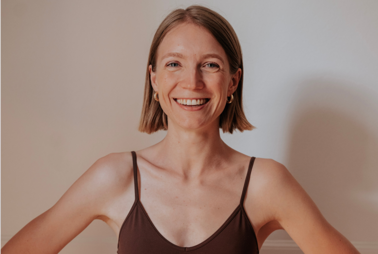 Prendre soin de son périnée : conseils de Clarisse Ernoux, professeure de yoga et pilates
