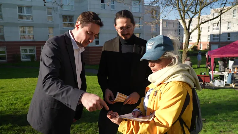 Malgré la tension existante, les candidats continuent de faire campagne auprès de la population, pour mobiliser un maximum d'électeurs pour ce dimanche 22 mars, en vue du second tour.