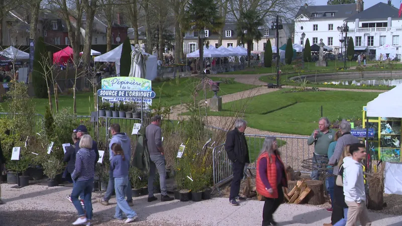 Sur la Foire aux arbres et aux plantes de Lisieux (Calvados), le 7 mars 2026.