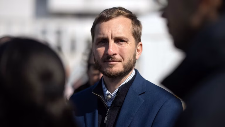 « Antijuifs » : les candidats de gauche conspués lors de l’hommage aux victimes de Merah à Toulouse