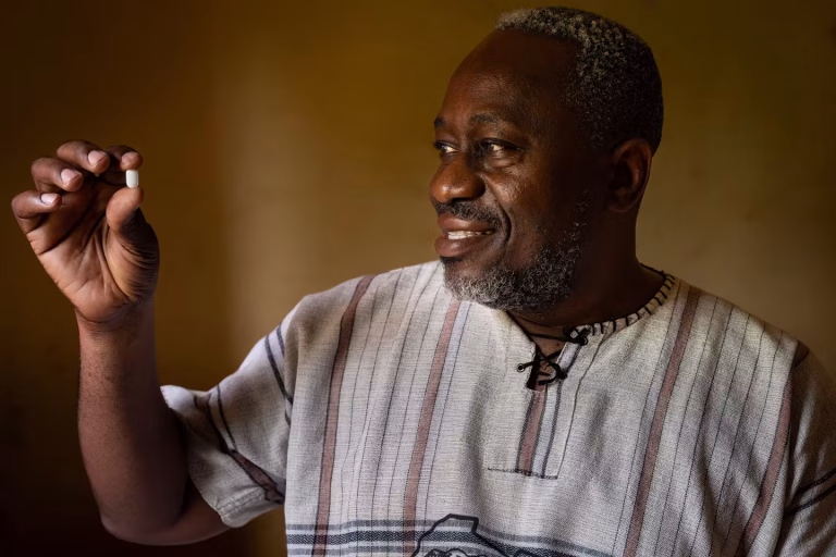 Maladie du sommeil : une nouvelle autorisation européenne pourrait permettre son élimination d'ici 2030