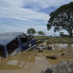 L'Équateur déclare l'état d'urgence après des pluies meurtrières : 50 000 sinistrés et dégâts agricoles.