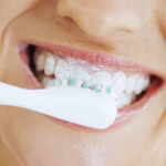 Des scientifiques découvrent une méthode pour blanchir les dents à la maison sans abîmer l’émail.