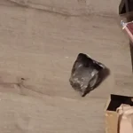 Une météorite percute le toit d'une maison au Texas et tombe sur le lit d'une fillette