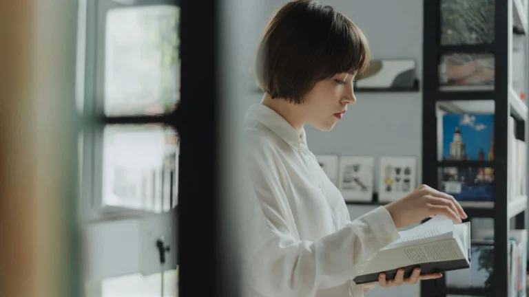 Les personnes avec un QI élevé partagent ce trait de caractère, selon la science - Grazia