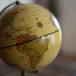 Déterminer la forme de la Terre : enjeux scientifiques et politiques entre France et Royaume-Uni