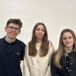 Trois étudiants organisent une porte ouverte du vestiaire de la Croix rouge le 18 mars