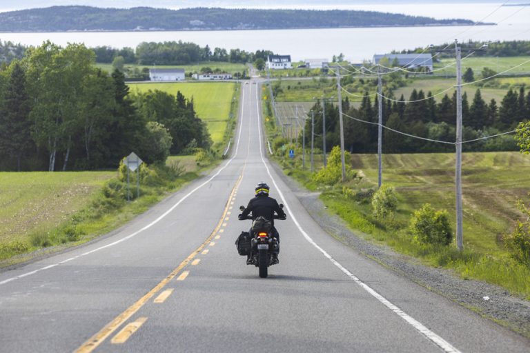 Le Québec à moto : Guide complet des motocyclistes actualisé