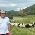 [MAGAZINE] Angelo Devaud, l’homme qui compte les moutons