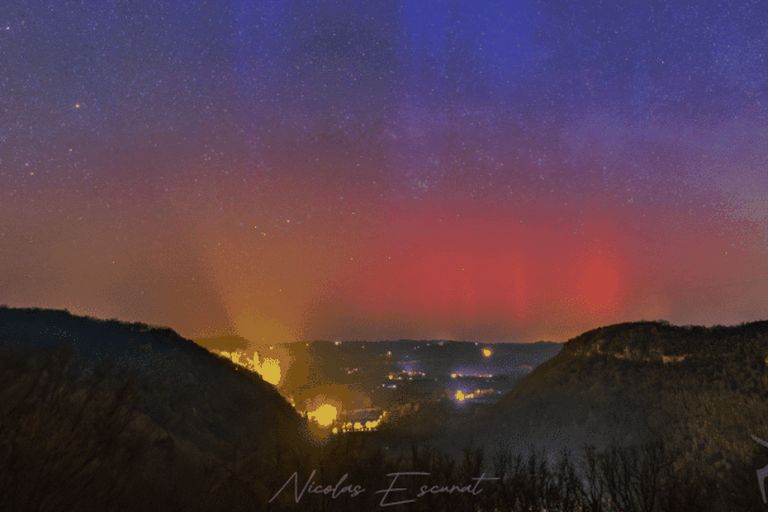 Un photographe révèle des images d'aurores boréales en Dordogne, invisibles à l'œil nu