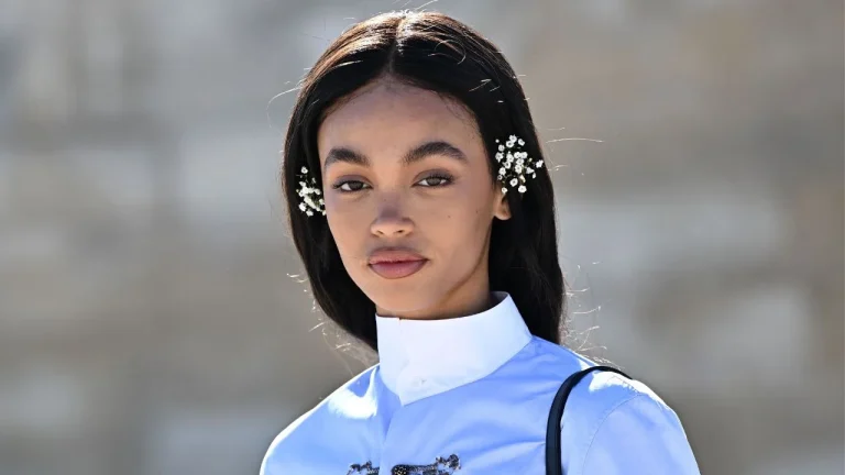 Adieu chemise blanche : cette pièce chic s'impose comme tendance printemps 2026