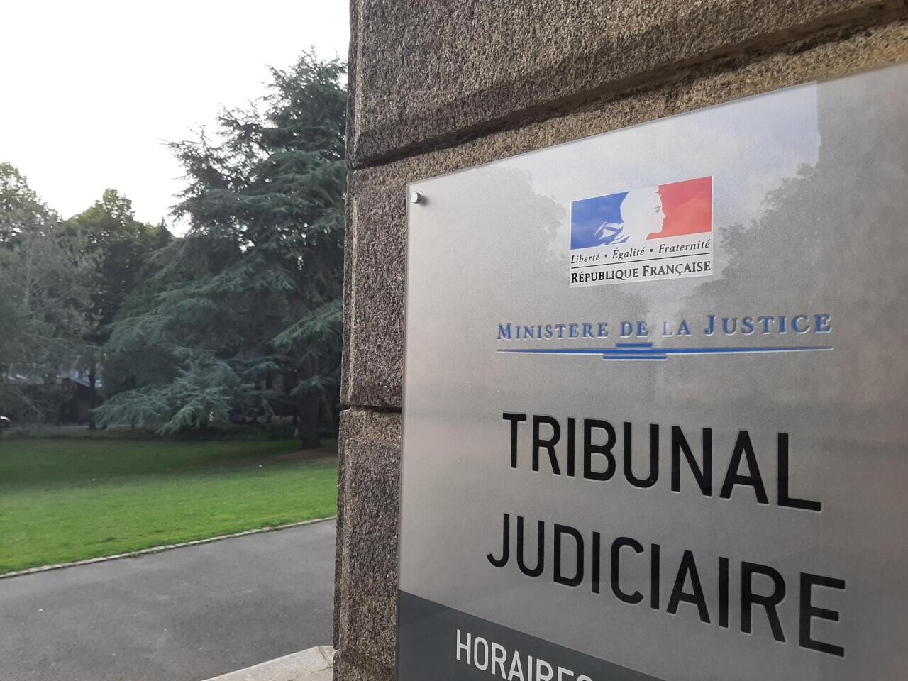 Côtes-d'Armor : un jeune de 24 ans échappe à l'OQTF après dix vols à Plouaret et Vieux-Marché.