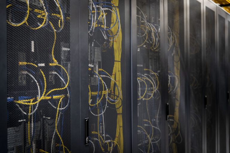 Centre de données : La Caisse investit 240 millions dans Cologix pour renforcer l'infrastructure