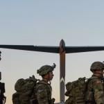 Iran : Trump déploie des parachutistes au Moyen-Orient et maintient toutes les options