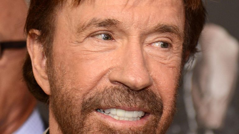 Chuck Norris, acteur américain et phénomène Internet, est décédé à 86 ans