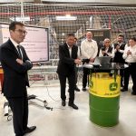 L’usine John Deere, près d'Orléans, séduit le gouvernement par son engagement jugé "exemplaire"