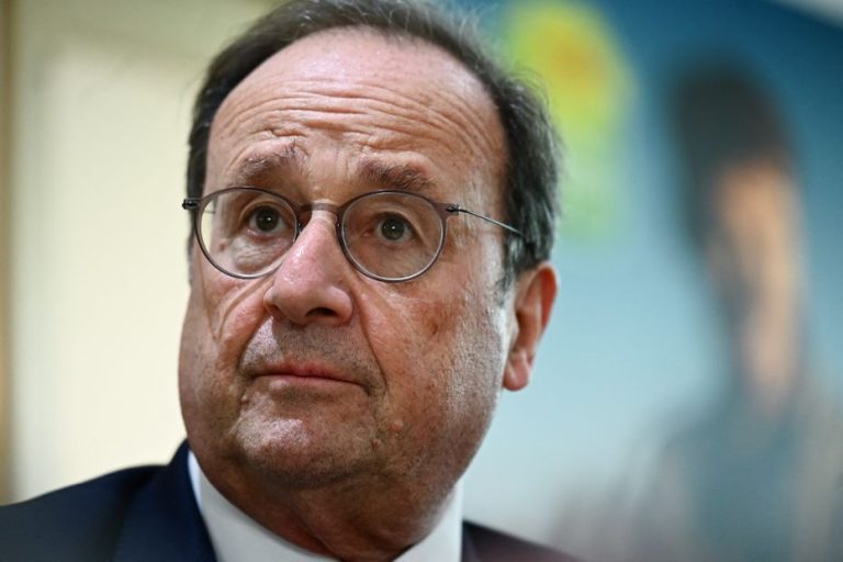 François Hollande incite le maire de Tulle à fusionner avec une liste incluant des candidats LFI