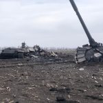 Bulletin bi-mensuel : 8,1 véhicules et 0,2 chars perdus par jour en Ukraine (2022-2023)