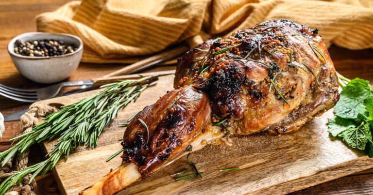 Gigot d'agneau : la technique de la 'cartouche' pour une viande toujours juteuse