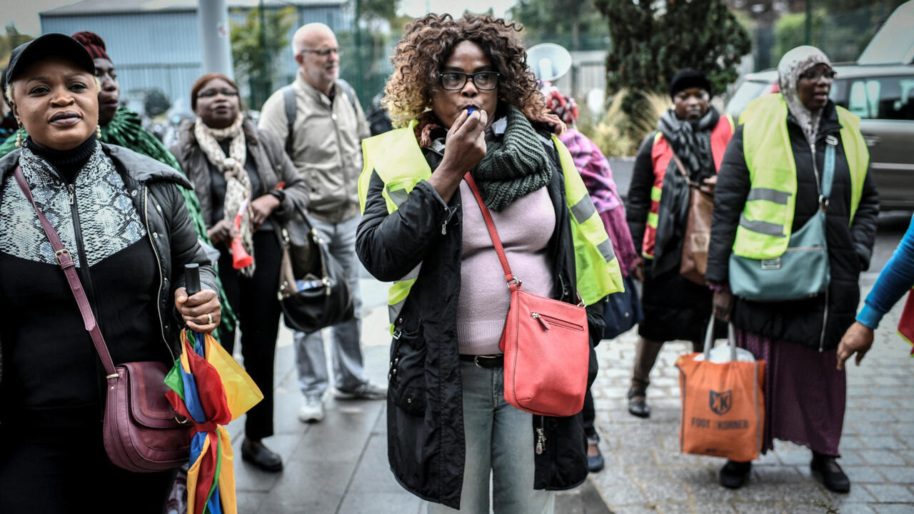 «Les Gréveuses» de Romuald Gadegbeku : lutte et espoirs des femmes de chambre africaines.