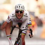 Cyclisme - Milan-San Remo : Pogacar triomphe après une chute lors de sa première victoire