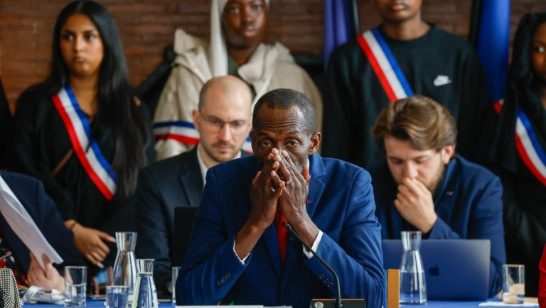 Bally Bagayoko confronté à la meute : ignorance, bêtise et racisme décomplexé - Vu du Droit