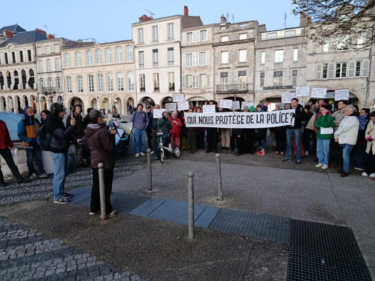 La Rochelle : trois ans après Sainte-Soline, les anti-bassines dénoncent les violences d'État