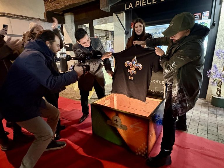 Le t-shirt en or de Villeneuve en vedette sur TF1