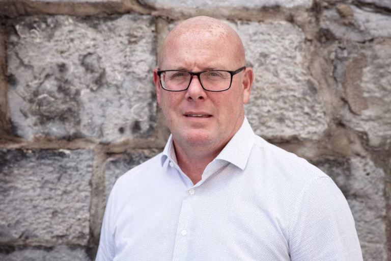 60 % de chances de survie : un homme témoigne près de 30 ans après son diagnostic