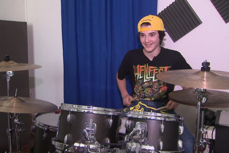 Battle of Drums : Lino Ceccarello, 12 ans, remporte le prix national d'excellence