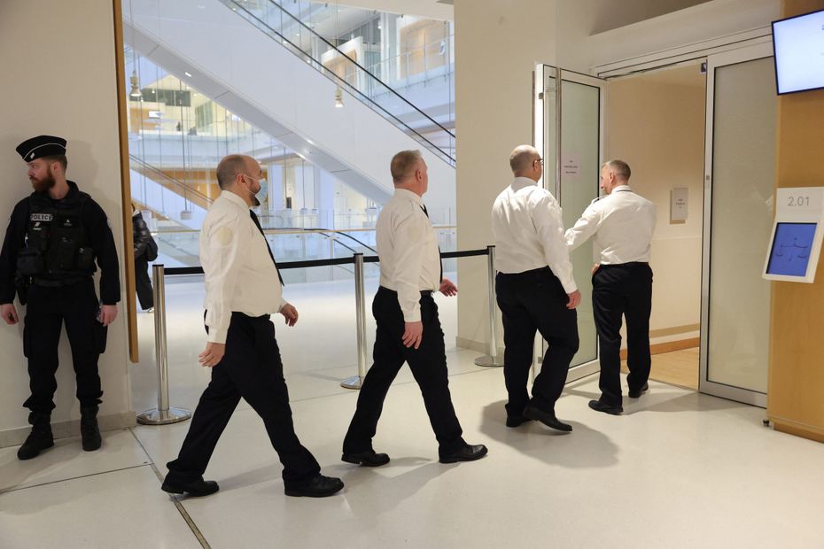 Gilets jaunes : peines de 6 mois à 2 ans de prison avec sursis pour des CRS après une altercation