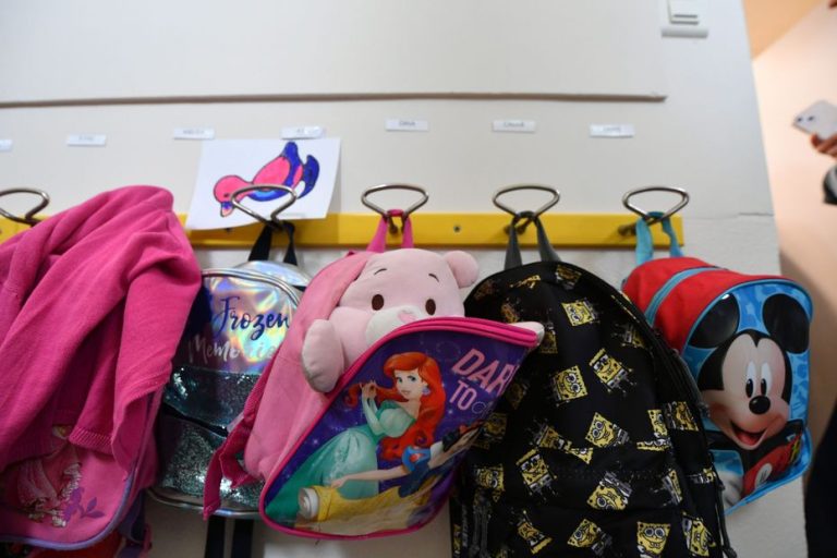 Trois adolescents interpellés pour cambriolage d'écoles : doudous, goûters et ordinateurs volés