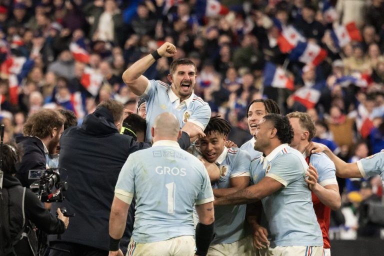 Insolite : un électeur glisse une photo de Thomas Ramos dans l'urne aux élections municipales