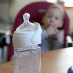 Bébé mort à Angers : un taux élevé de toxine cérulide détecté dans le lait consommé