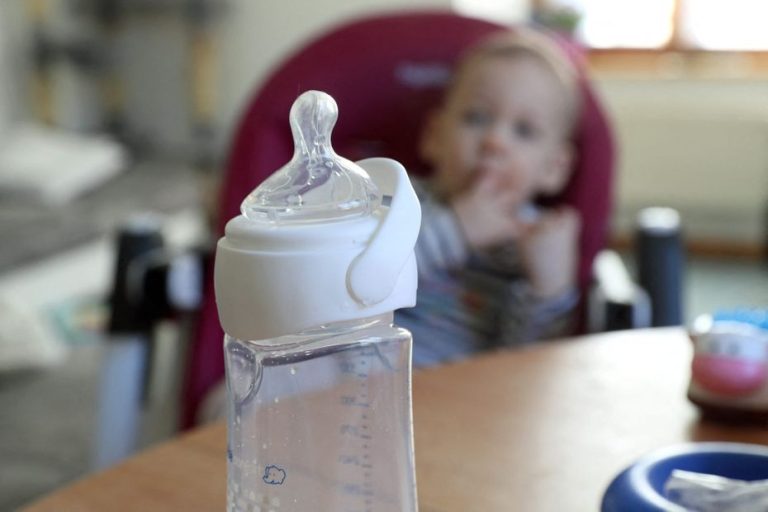 Bébé mort à Angers : un taux élevé de toxine cérulide détecté dans le lait consommé