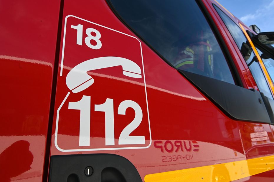 Un incendie se déclare devant la porte d'un appartement à Calvi