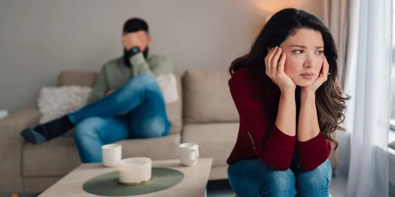 23 ans de couple sans orgasme : des mères de famille partagent leurs secrets intimes