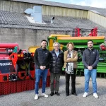 Transmission réussie de Pons Frères, matériel agricole à Millau, saluée par la sous-préfète