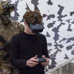 Militarisation de la jeunesse : une loi propose d'intégrer l'enseignement à la défense à l'éducation nationale